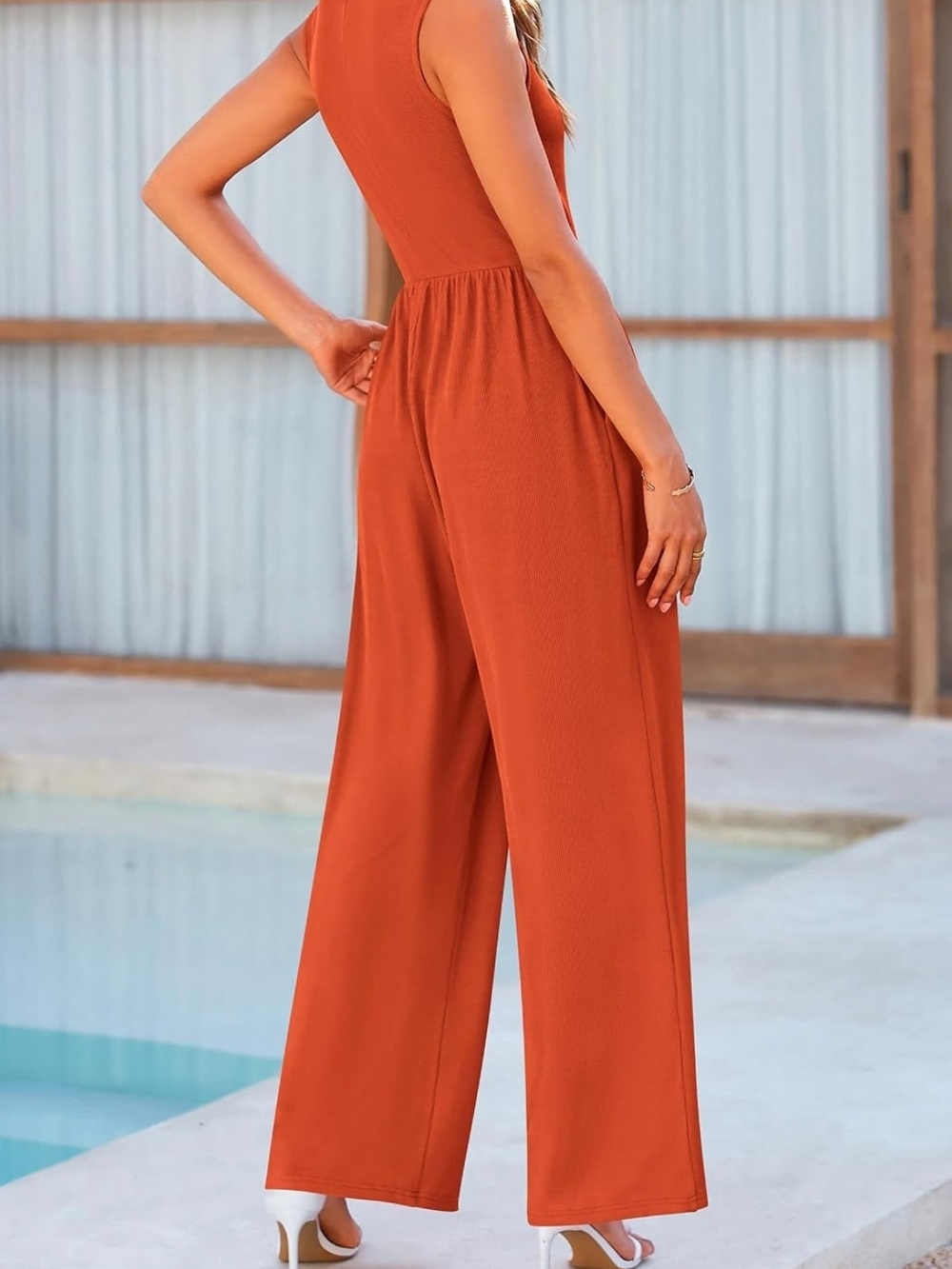 Sleeveless Wide-Leg Jumpsuit in Rust Size Lg - Picture 2 of 3